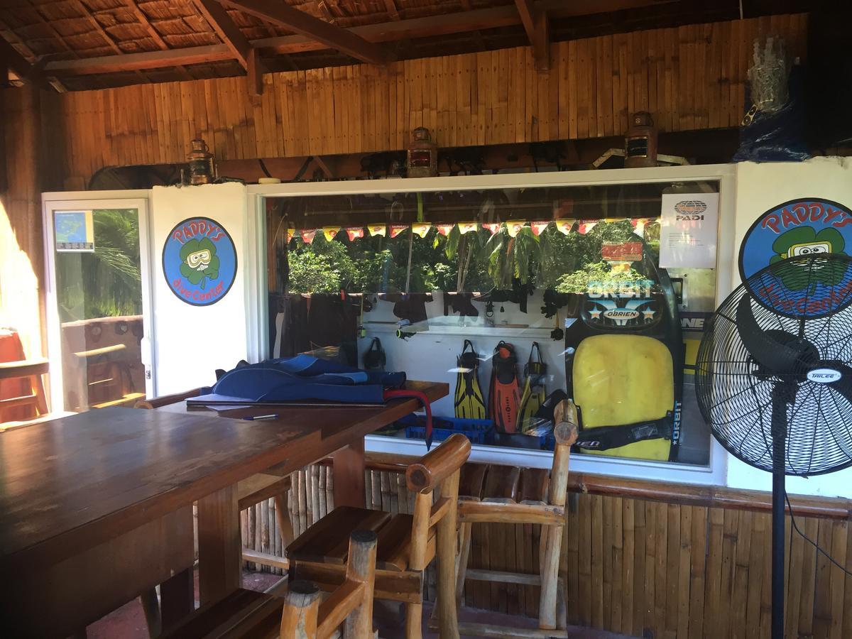 波尔多·格尼拉 稻田酒吧背包客潜水中心旅馆旅舍 外观 照片
